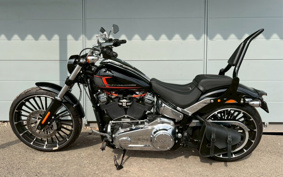HARLEY FXBR 2023 YEZ