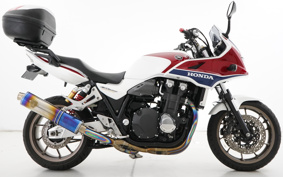 HONDA CB1300SB SUPER BOLDOR 2016 SC54