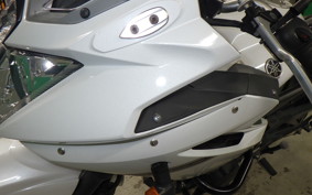 YAMAHA XJ6 2012
