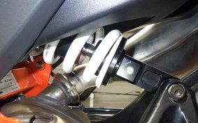 KTM 890 DUKE R 2020