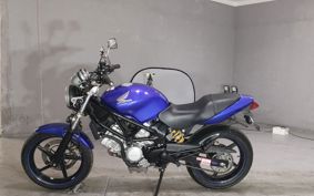 HONDA VTR 250 MC33