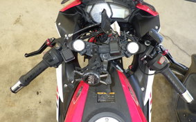 YAMAHA YZF-R25 RG10J