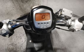 YAMAHA CUXI 100 C1DW