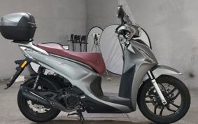 KYMCO MANY -SERI-S125 ..
