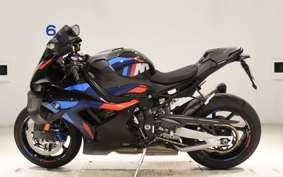 BMW M1000RR 2025