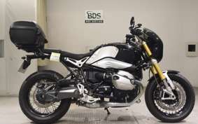 BMW R NINE T 2014