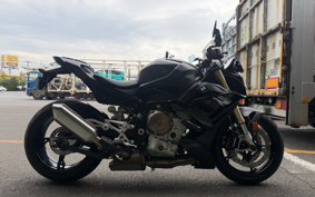 BMW S1000R 2024 0E51