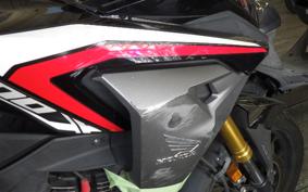 HONDA CB200X 2025