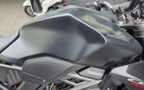 HONDA CB250R MC52