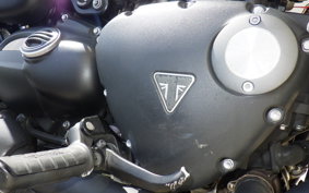 TRIUMPH BONNEVILLE BOBBER