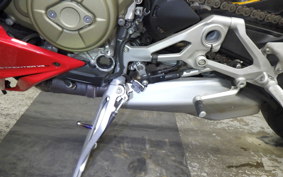 DUCATI STREETFIGHTER V4 S 2020