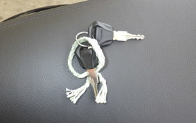 TRIUMPH BONNEVILLE T100 2023