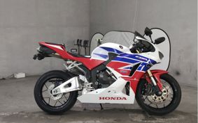 HONDA CBR600RR PC40