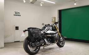 BMW R NINE T 2014