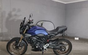 HONDA CB250R MC52