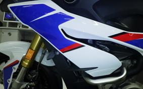 BMW S1000XR 2019