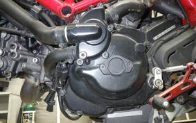 DUCATI HYPERMOTARD 820 2014