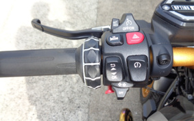 BMW R12 O719 2025 0N51