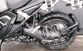 BMW R1300GSADV TRIPLE B 2025 0M31