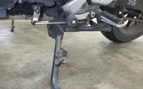 YAMAHA FZ25