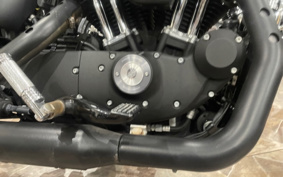 HARLEY XL883N 2016 LE2