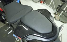 BMW M1000RR 2025