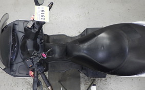 SUZUKI SKYWAVE 200 (Burgman 200)