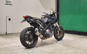DUCATI HYPERMOTARD 796 2011