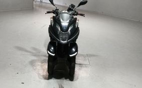 YAMAHA TRICITY 125 SE82J