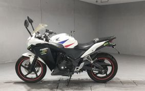 HONDA CBR250R MC41