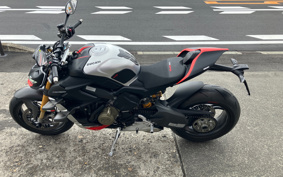 DUCATI STREET FIGHTER V4S 2023 4F00