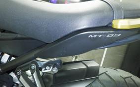 YAMAHA MT-09 2015 RN34J