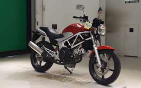 HONDA VTR 250 Gen. 2 2008 MC33