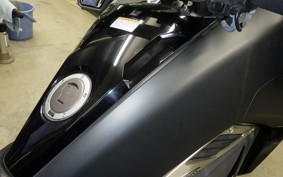 HONDA NM4 VULTUS -01 2015 RC82