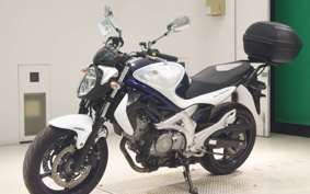 SUZUKI GLADIUS 2010 VK58A
