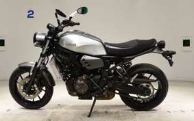 YAMAHA XSR700 2018 RM22J