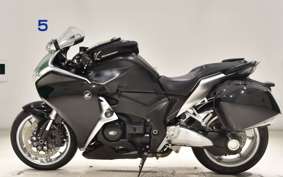 HONDA VFR1200F DCT 2013