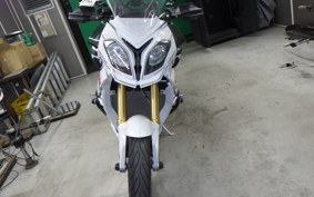 BMW S1000XR 2016