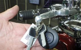 HARLEY FLBS 1870 2023