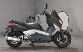 YAMAHA X-MAX 250 SG25