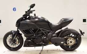DUCATI DIAVEL DARK 2013