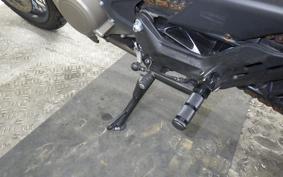 HUSQVARNA SVARTPILEN 125 2016