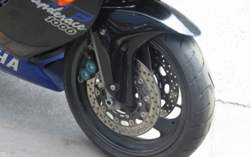YAMAHA YZF1000R THUNDERACE 1997 4SV0