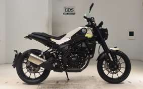 BENELLI レオンチーノ250 2012