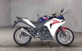 HONDA CBR250R MC41