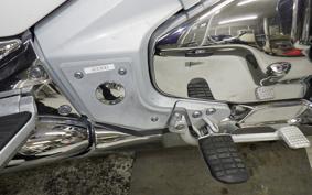 HONDA GL 1800 GOLD WING 2004 SC47