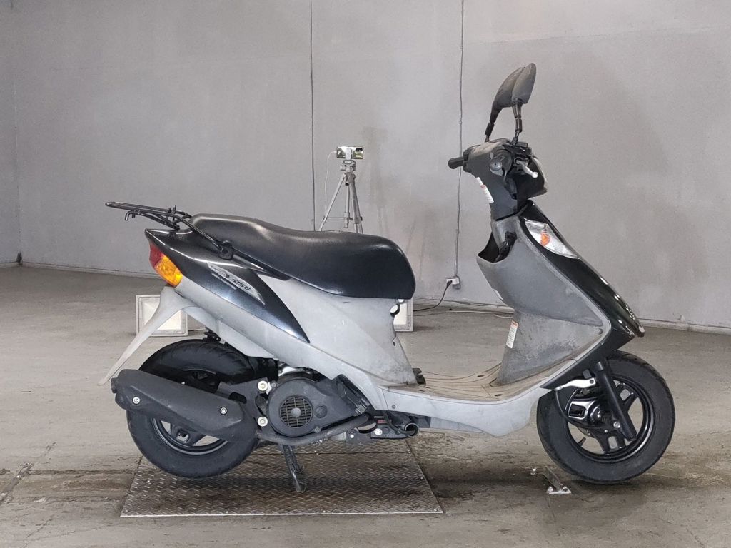 Фото Suzuki ADDRESS V125 с японского аукциона