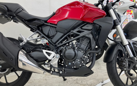 HONDA CB250R MC52