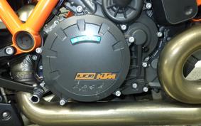 KTM 1290 SUPER DUKE R 2022