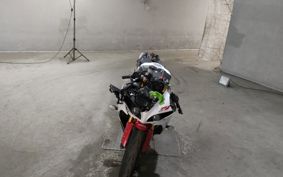 YAMAHA YZF-R1 RN24J
